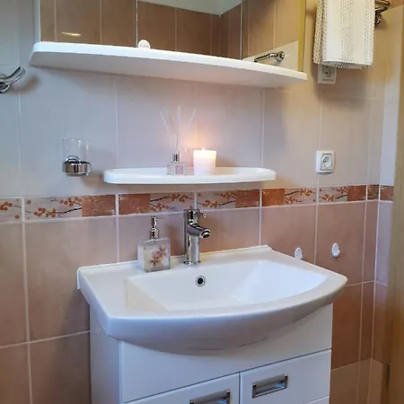 Apartment Alena 1 I 2 Bibinje Exterior photo
