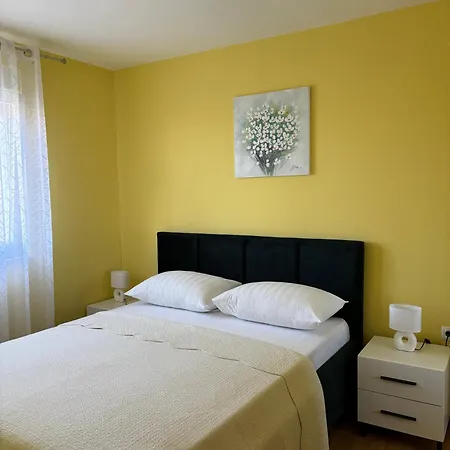 Apartment Alena 1 I 2 Bibinje Exterior photo