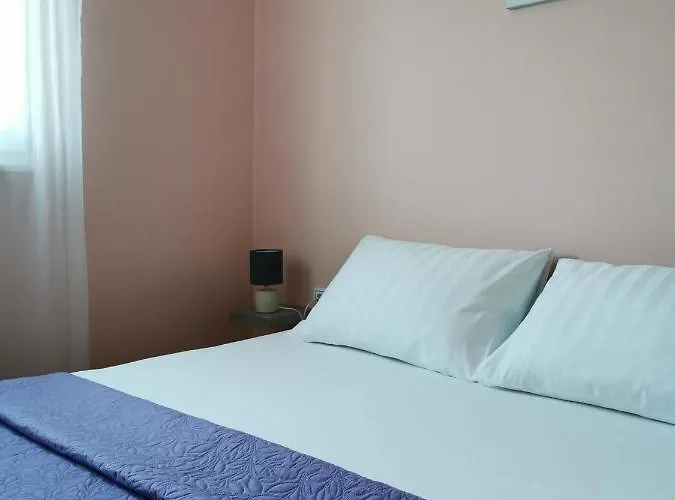 Apartment Alena 1 I 2