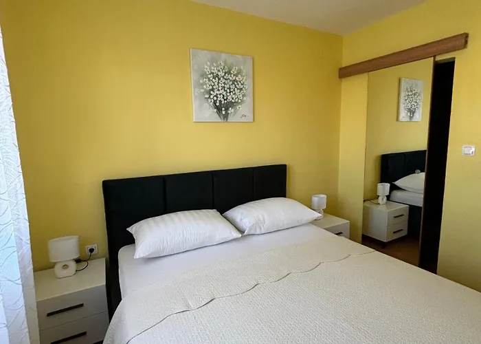 Apartment Alena 1 I 2