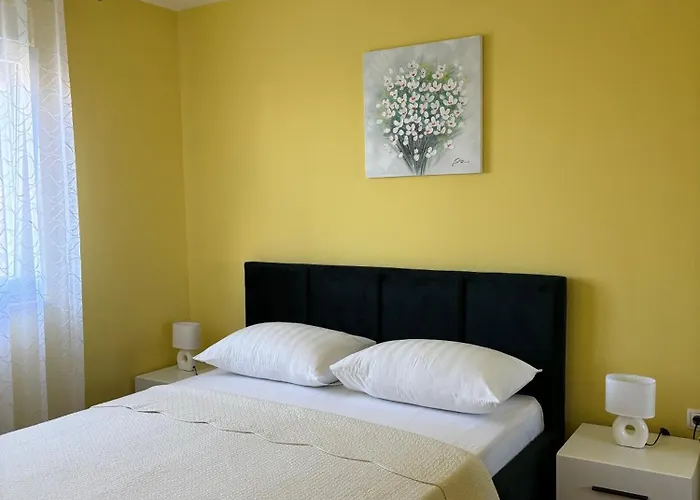 Apartment Alena 1 I 2