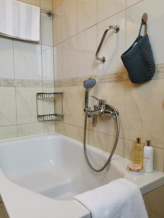 Alena 1 I 2 Apartment Bibinje