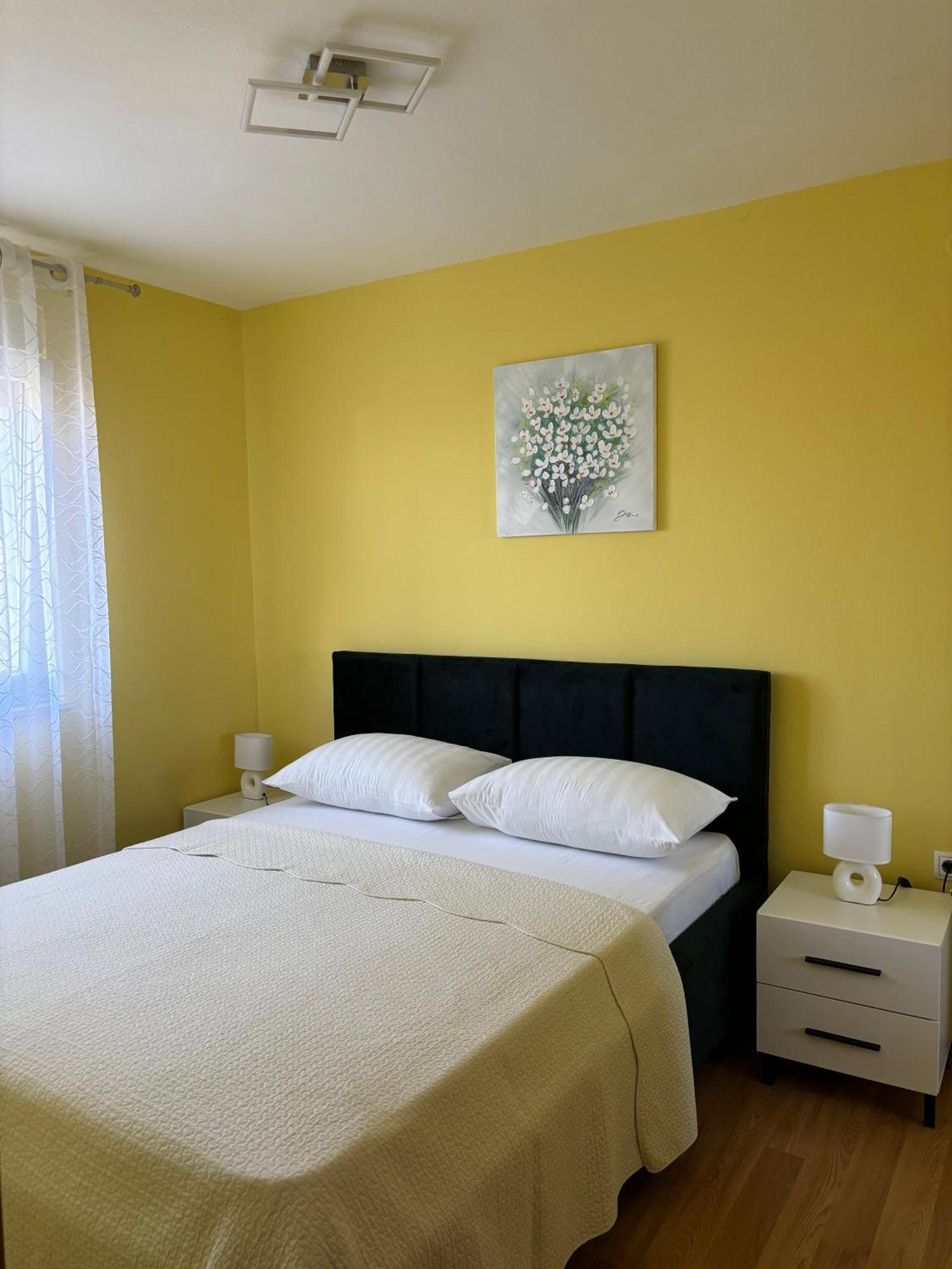 Apartment Alena 1 I 2
